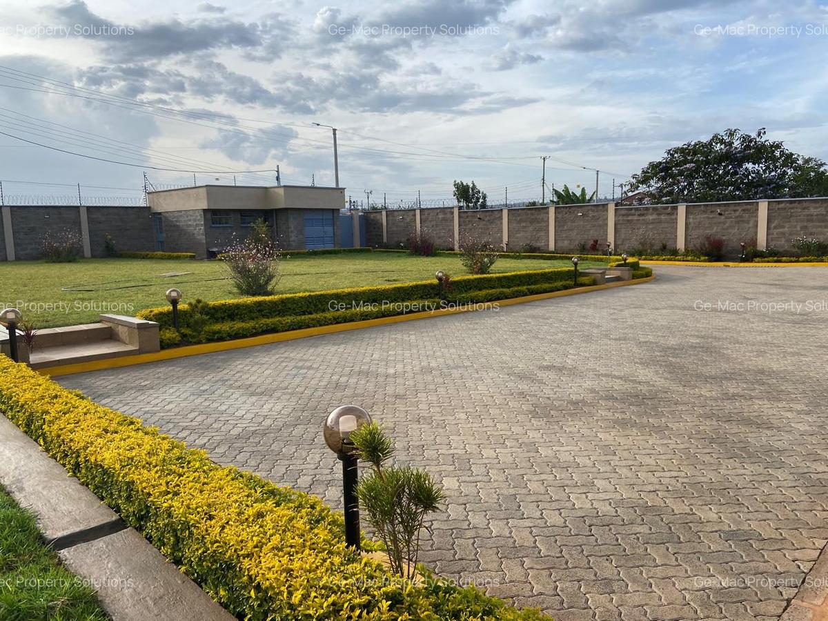 5 Bed House with En Suite in Runda - 20