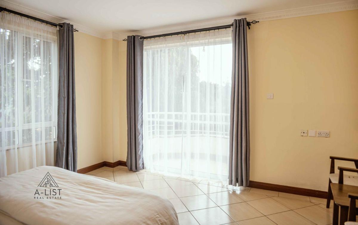 2 Bed Apartment with En Suite at 6Th Parklands - 3