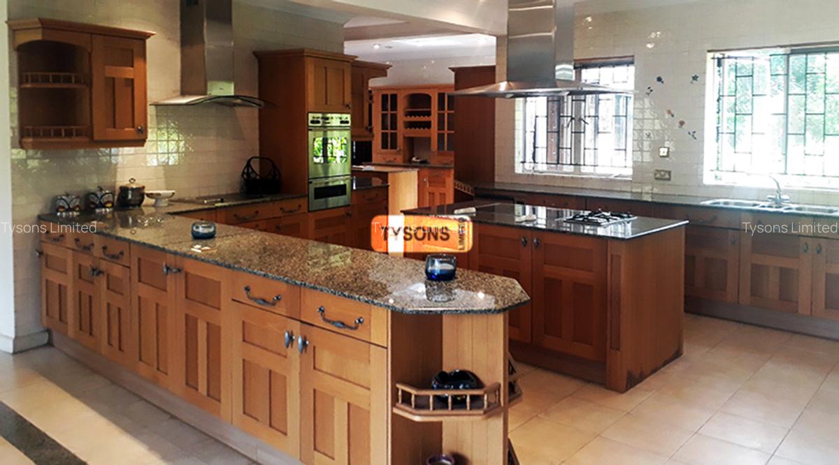 5 Bed House with En Suite in Muthaiga - 3