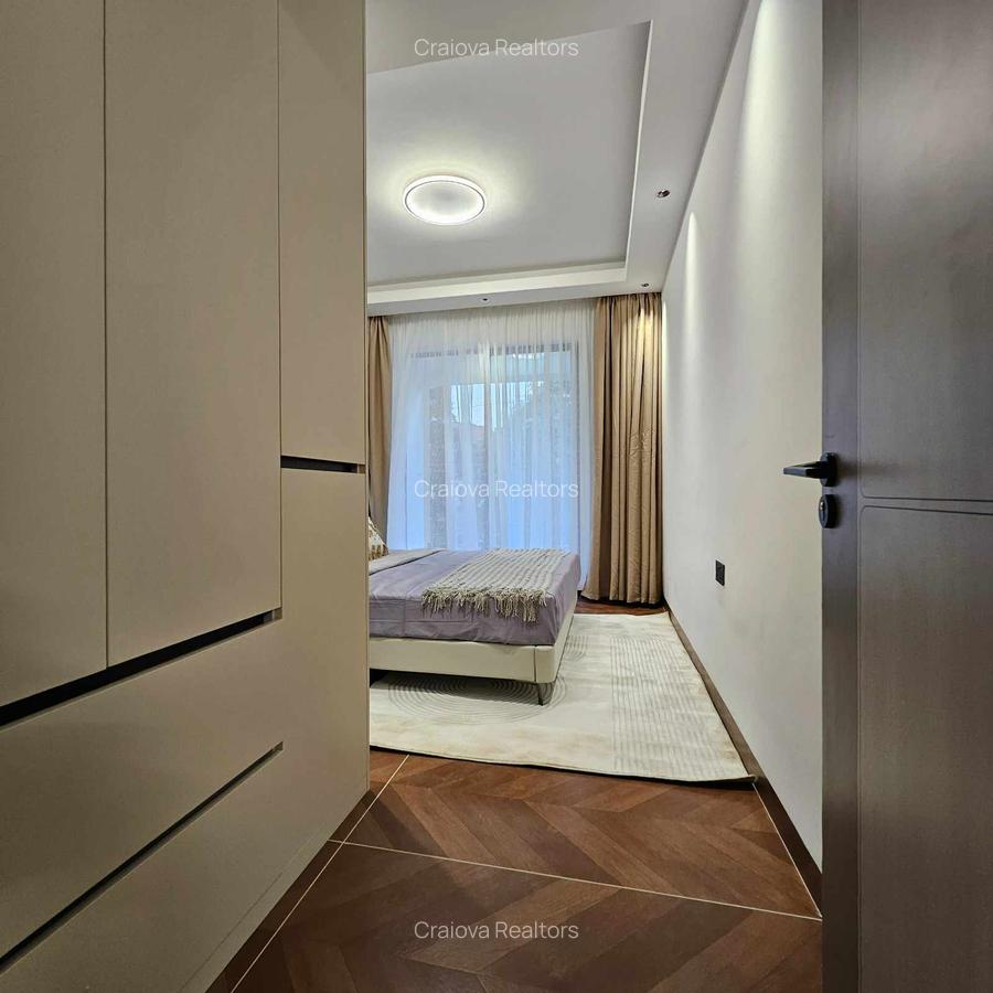 3 Bed Apartment with En Suite at Near Kenya High - 15