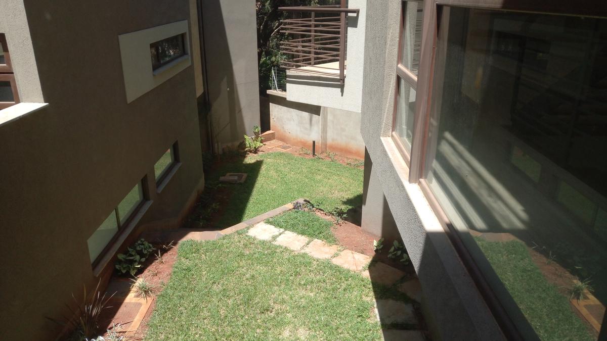 5 Bed Townhouse with En Suite at Lavington Estate Nairobi - 6