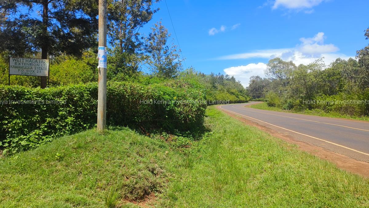 607 ac Land at Makuyu - 7