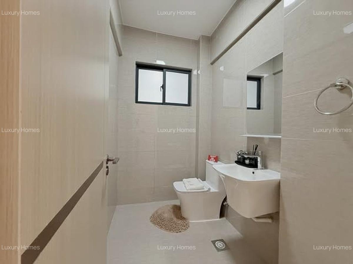 3 Bed Apartment with Gym in Valley Arcade - 7