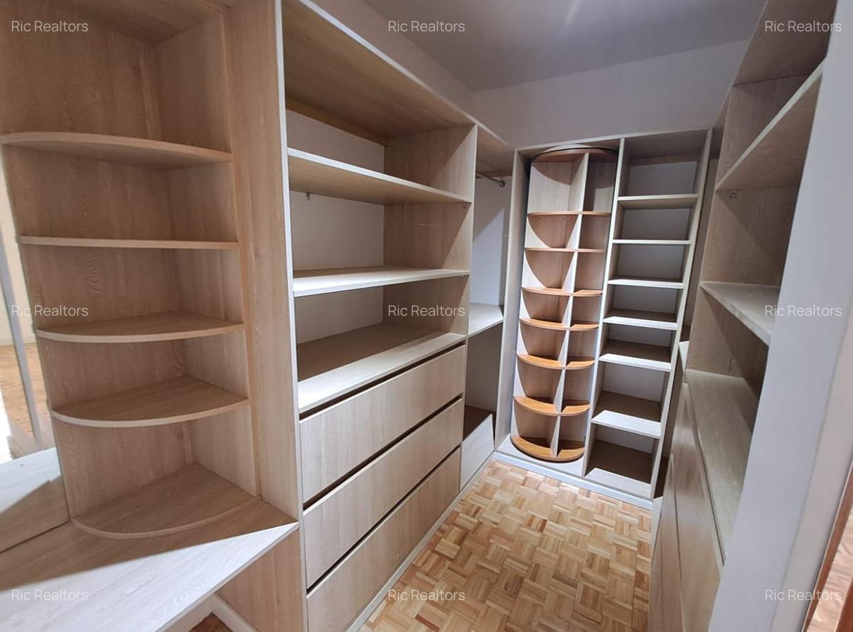 4 Bed Townhouse with En Suite at Oloolua - 46 - 13