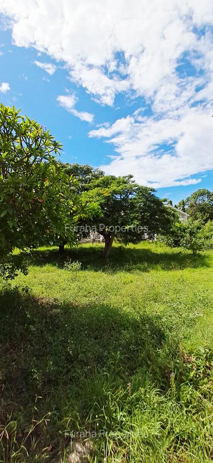 Land at Nyali - 10