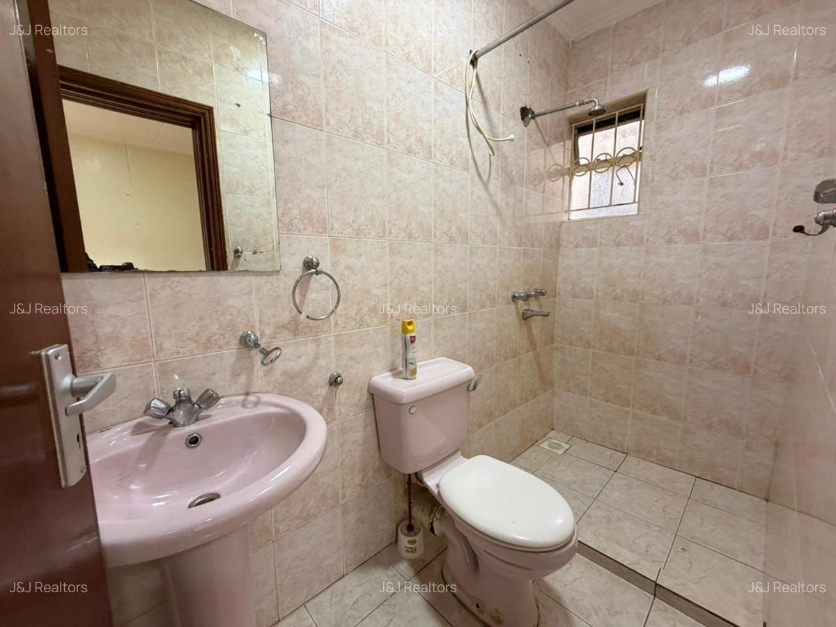 Commercial Property with Fibre Internet in Lavington - 13