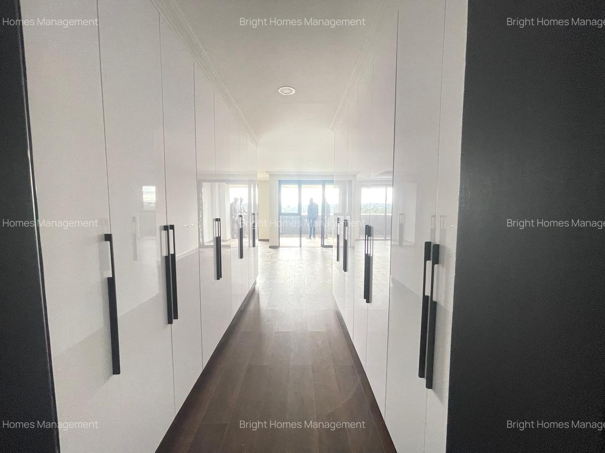 4 Bed Apartment with En Suite in Kileleshwa - 5