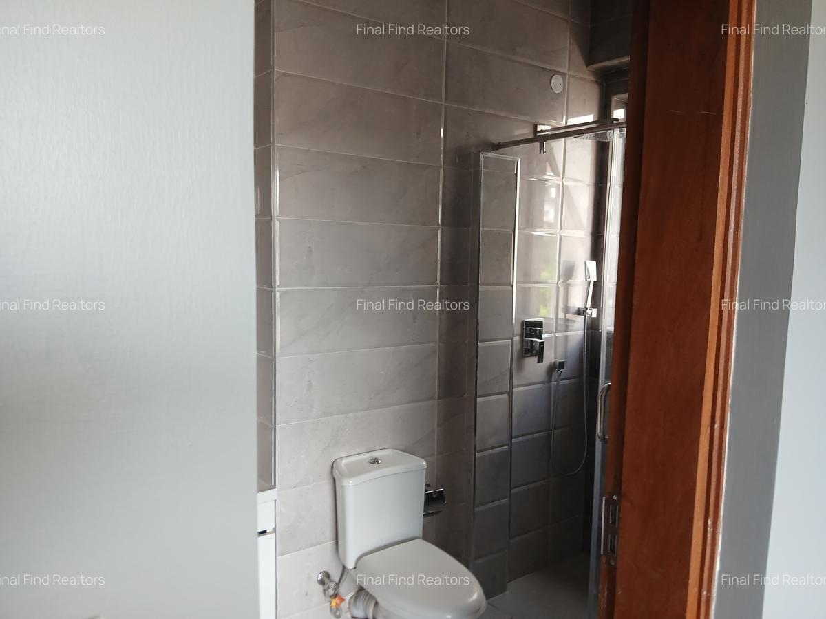 4 Bed Townhouse with Swimming Pool in Runda - 18