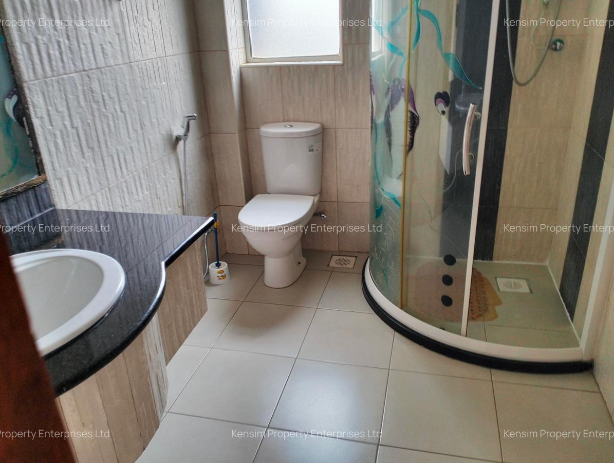 3 Bed Apartment with En Suite in Westlands Area - 15