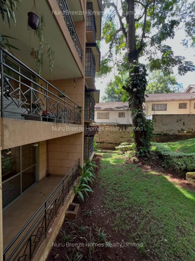 3 Bed Apartment with En Suite in Westlands Area - 17
