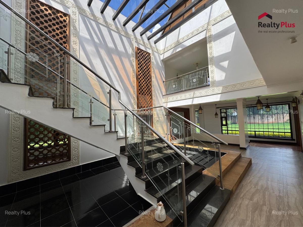 6 Bed Villa with En Suite in Runda - 8