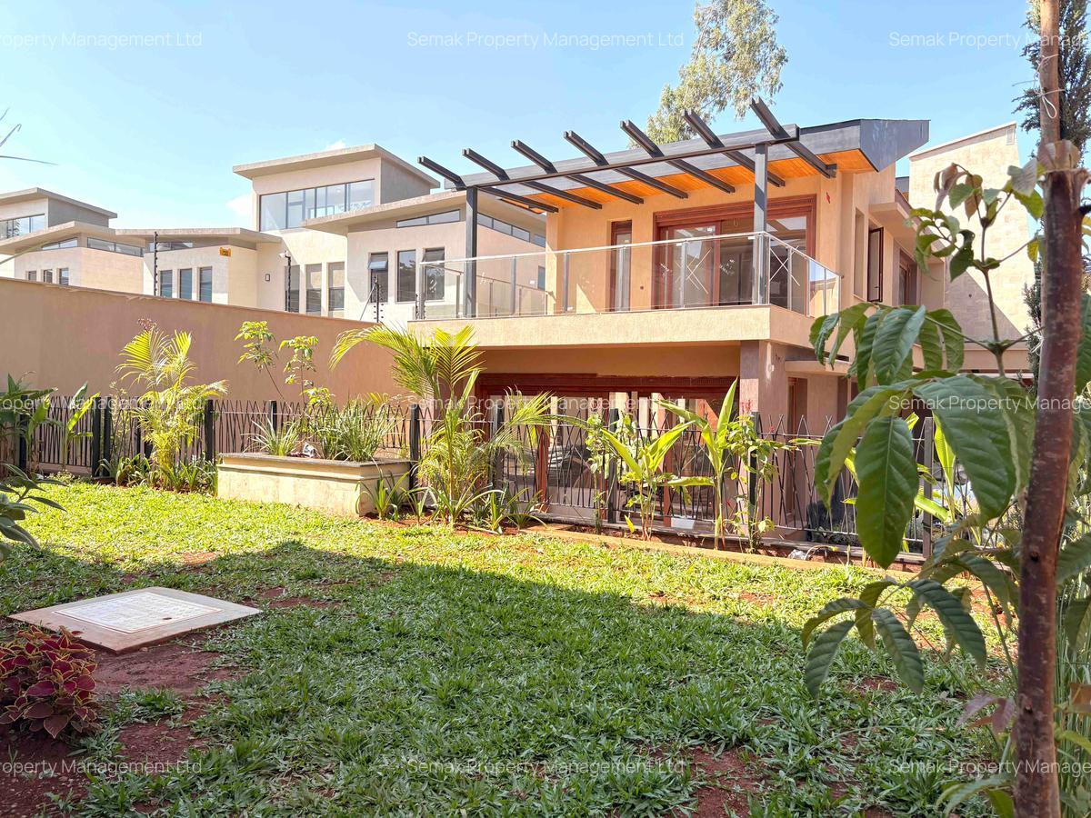 4 Bed Villa with En Suite at Tala Road - 2