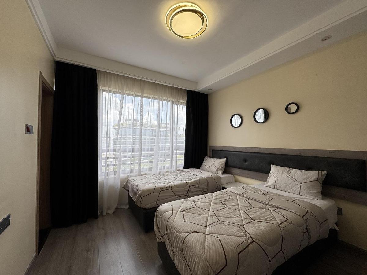 Furnished 3 Bed Apartment with En Suite at Riverside Lane - 17