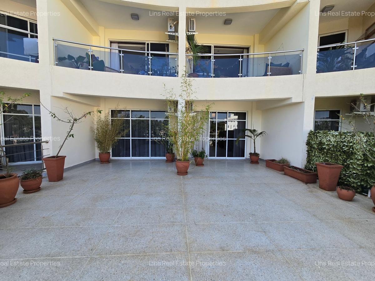 2 Bed Apartment with En Suite in Spring Valley - 2