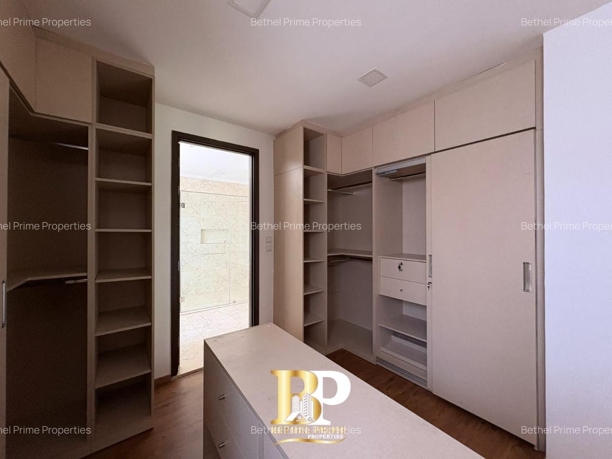 4 Bed Townhouse with En Suite at Peponi Road - 5