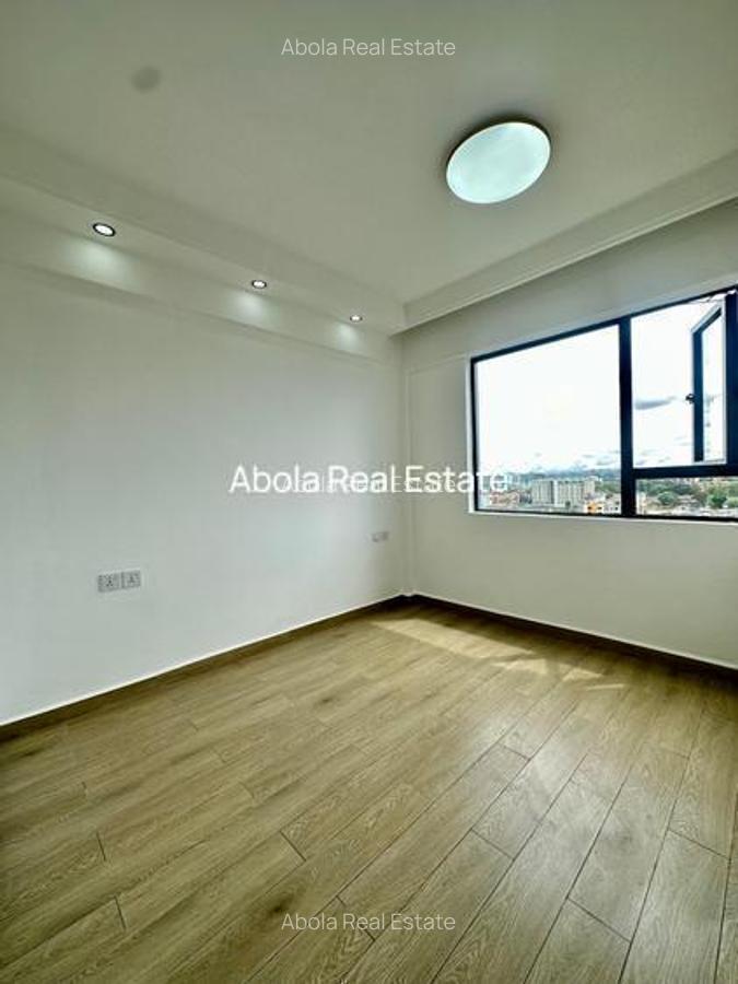 1 Bed Apartment with En Suite in Westlands Area - 4