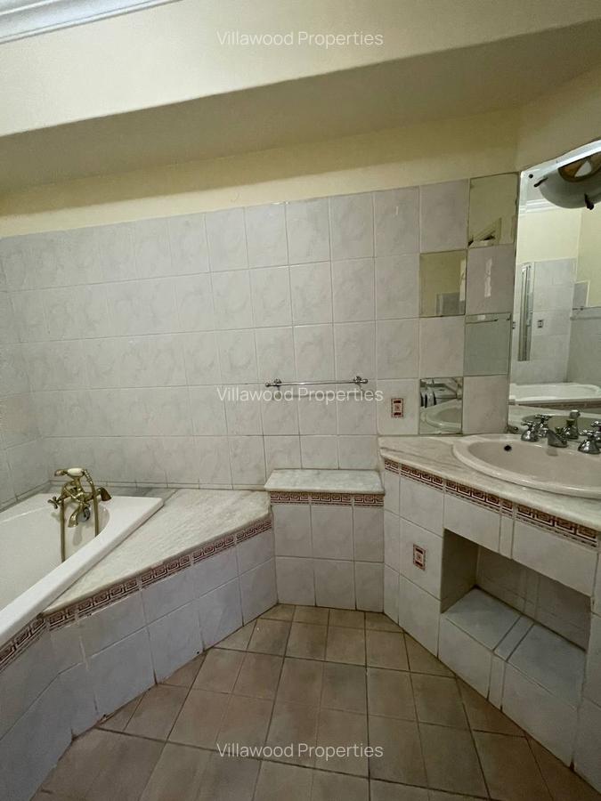 4 Bed Villa with En Suite in Muthaiga - 15