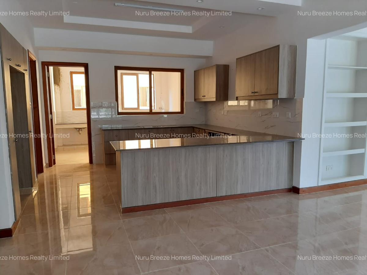 3 Bed Apartment with En Suite in Lavington - 3