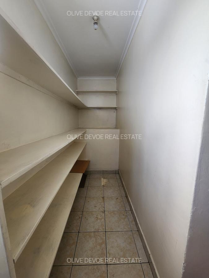 4 Bed Townhouse with En Suite in Lavington - 3