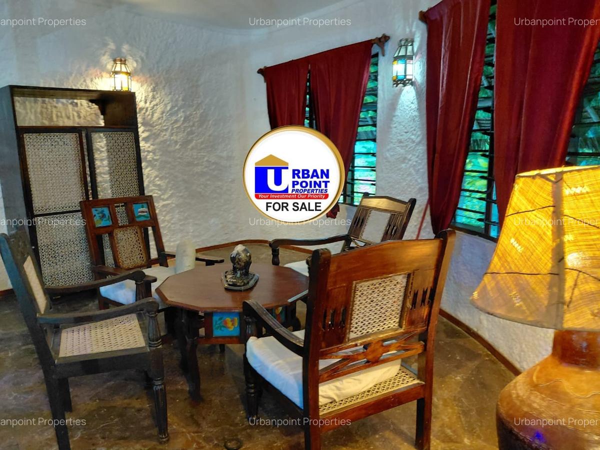 4 Bed Villa with En Suite in Watamu - 7