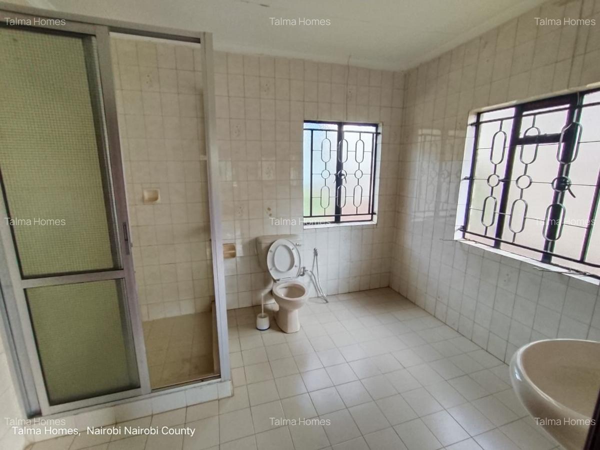 400 ft² Office with Parking at James Gichuru Road - 18