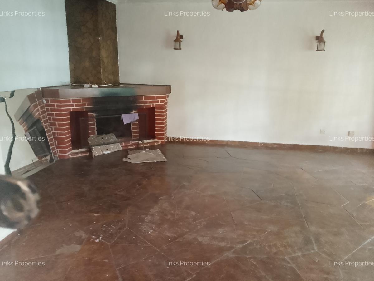 3 Bed House with En Suite at Karen - 8