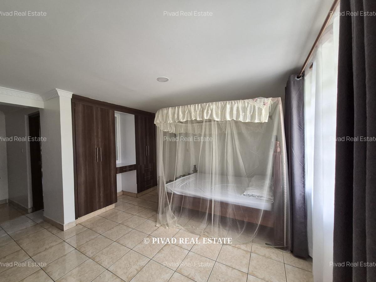 6 Bed House in Garden Estate - 3