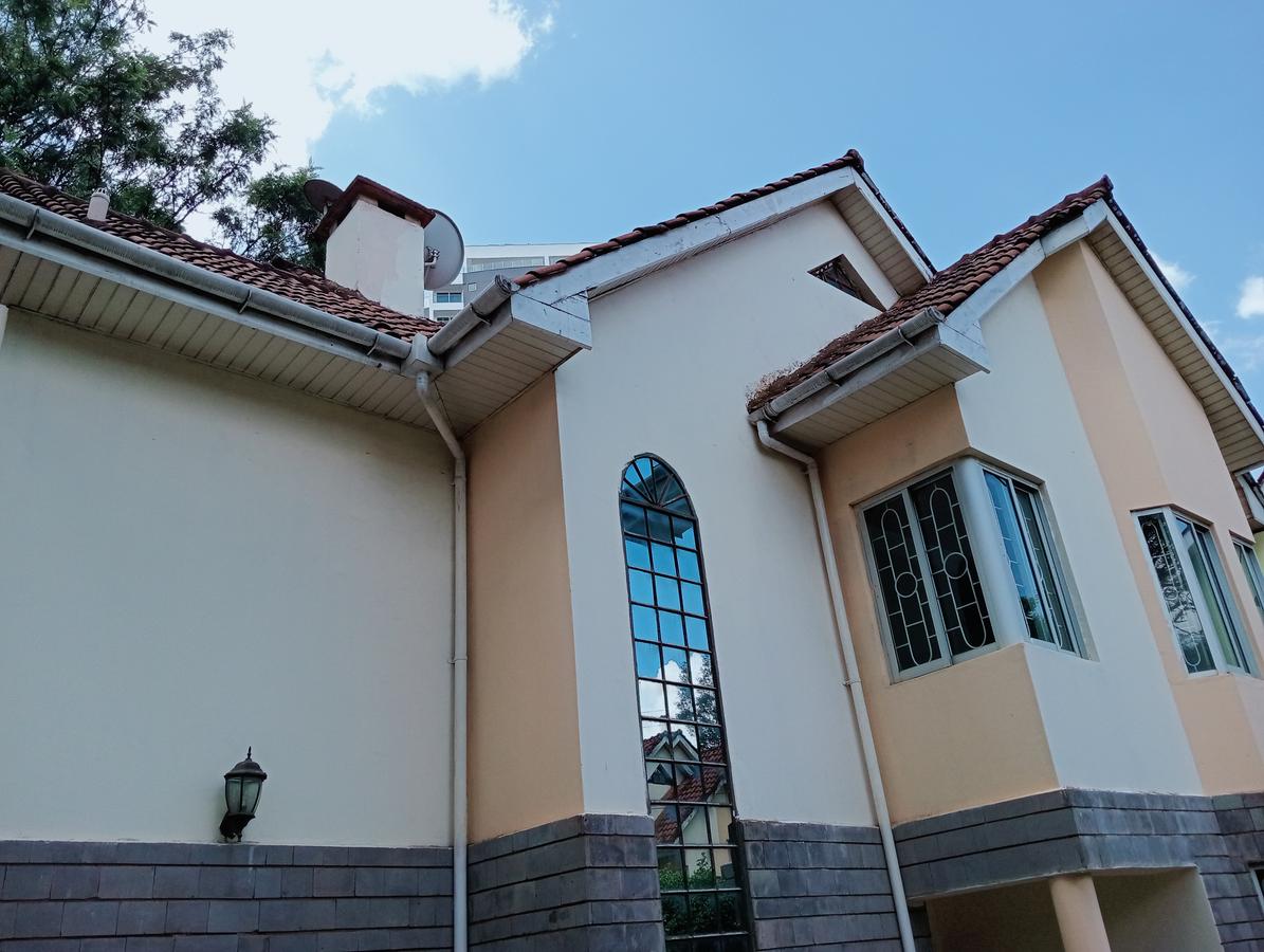 5 Bed Townhouse with En Suite at Kileleshwa - 5