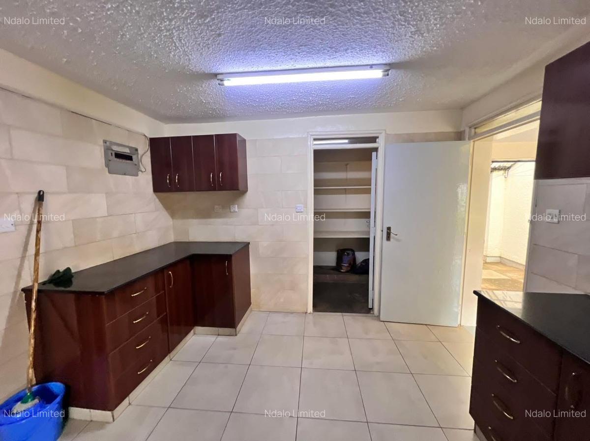 4 Bed Townhouse with En Suite at Kilimani - 5