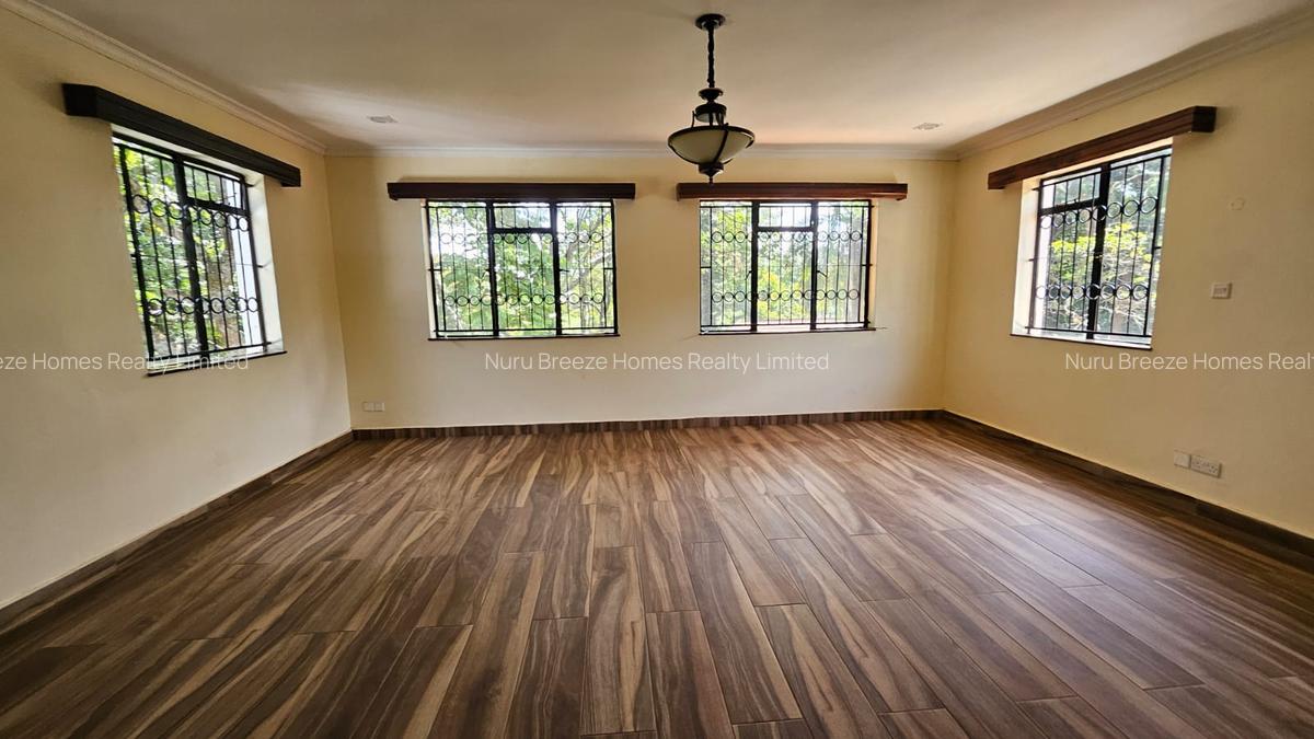 5 Bed House with En Suite in Runda - 5