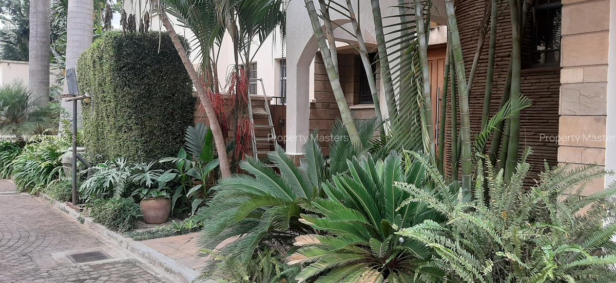 5 Bed Villa with En Suite at Loyangalani Drive - 1