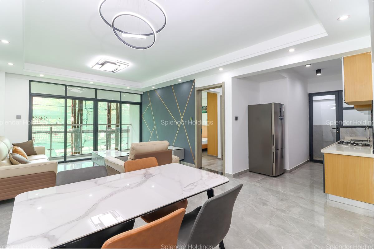 2 Bed Apartment with En Suite in Lavington - 2