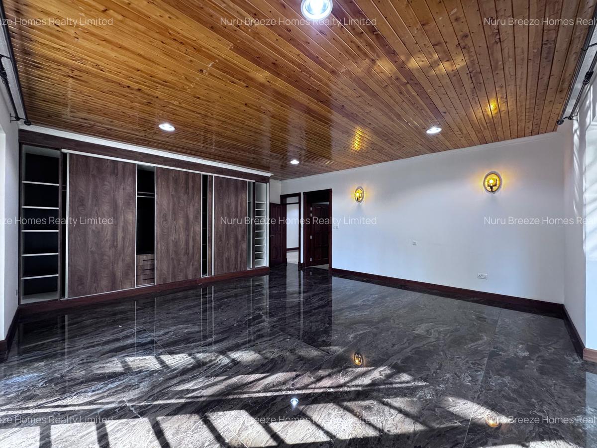 5 Bed Townhouse with En Suite in Rosslyn - 8