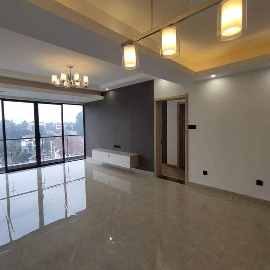 2 Bed Apartment with En Suite in Lavington - 2