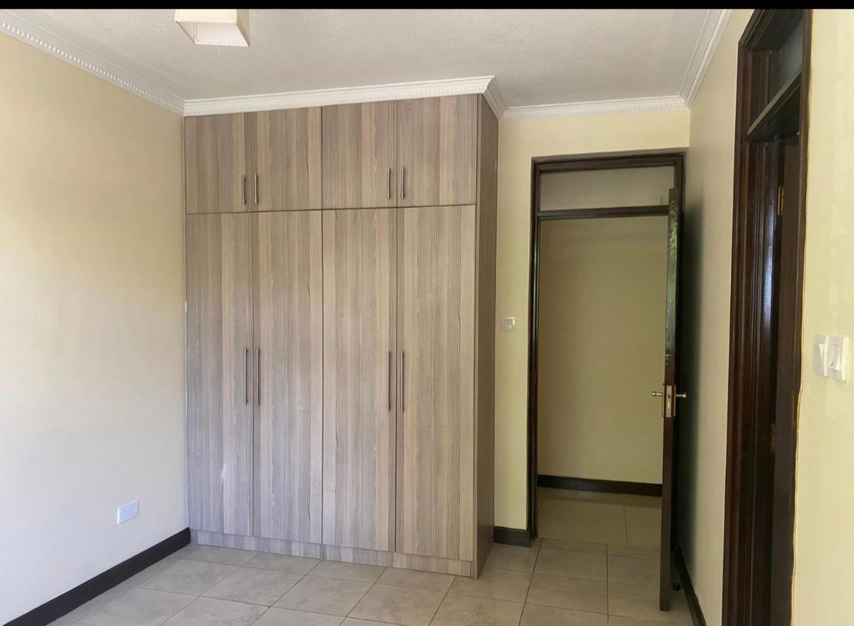 3 Bed Apartment with Staff Quarters in Lavington - 9