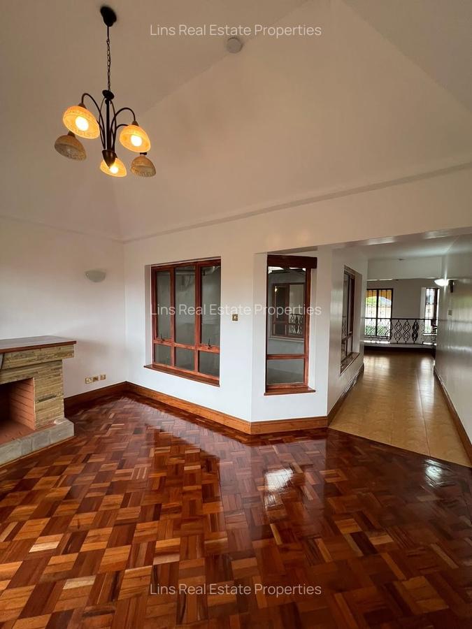 5 Bed Townhouse with En Suite in Runda - 2