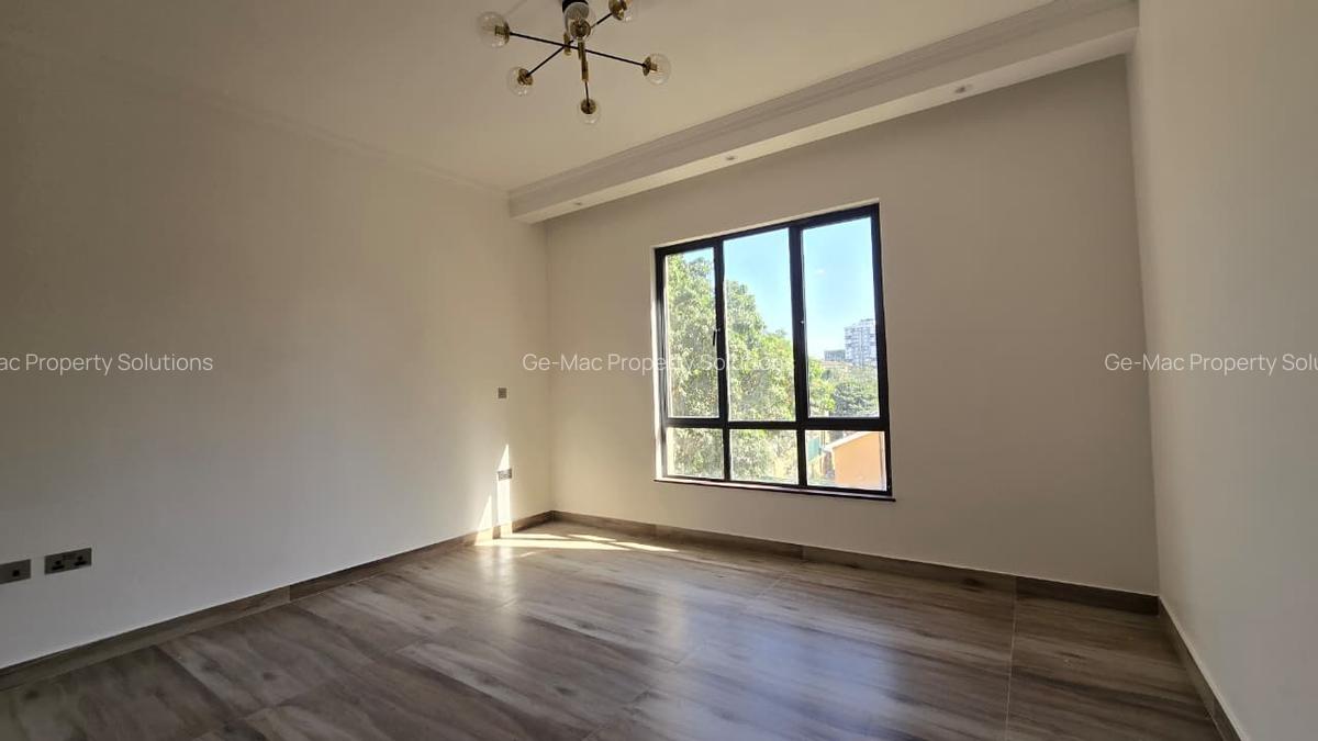 1 Bed Apartment with En Suite in Westlands Area - 13