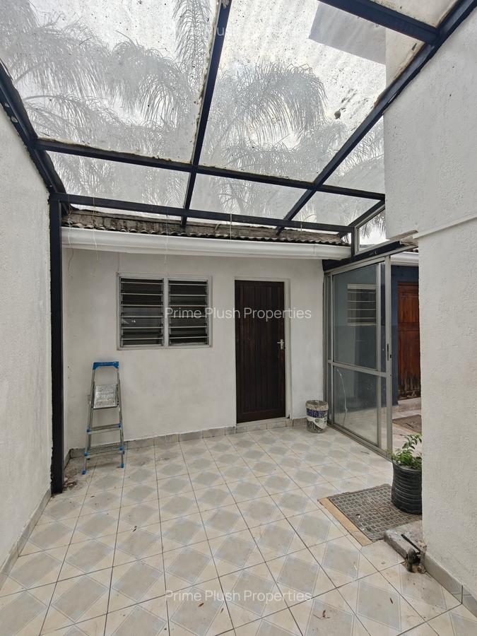 4 Bed House with Staff Quarters in South C - 7