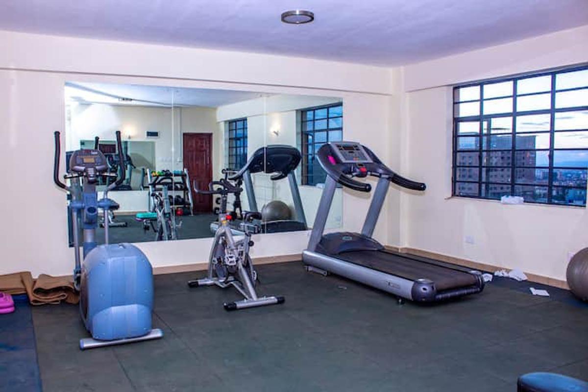 1 Bed Apartment with En Suite in Westlands Area - 4