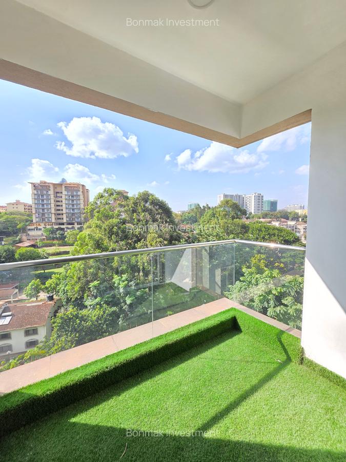 4 Bed Apartment with En Suite at Riverside Drive. - 19