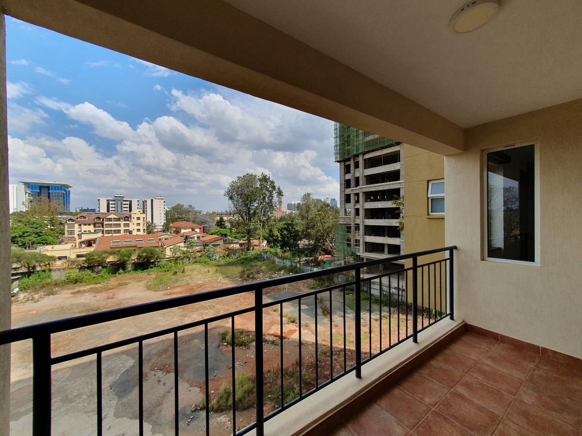 2 Bed Apartment with En Suite in General Mathenge - 4