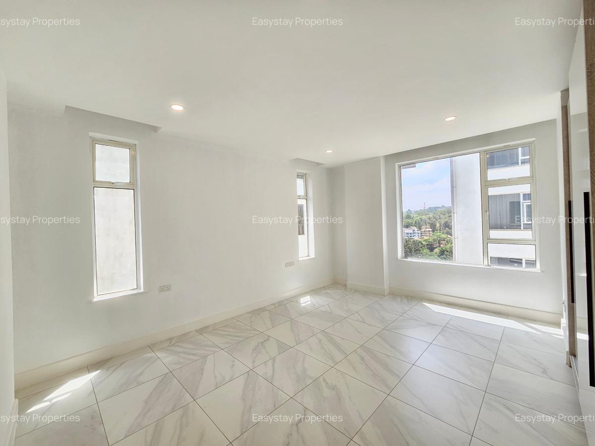 1 Bed Apartment with En Suite in Westlands Area - 3