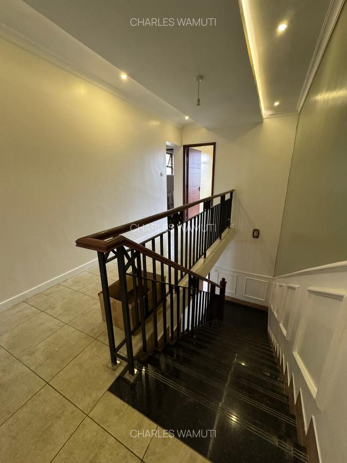 4 Bed Townhouse with En Suite at Katani Road - 5