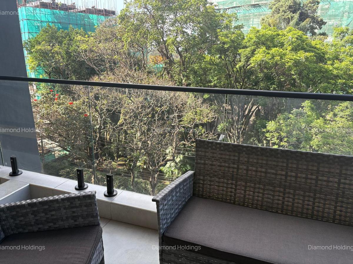 3 Bed Apartment with En Suite at Brookside - 1