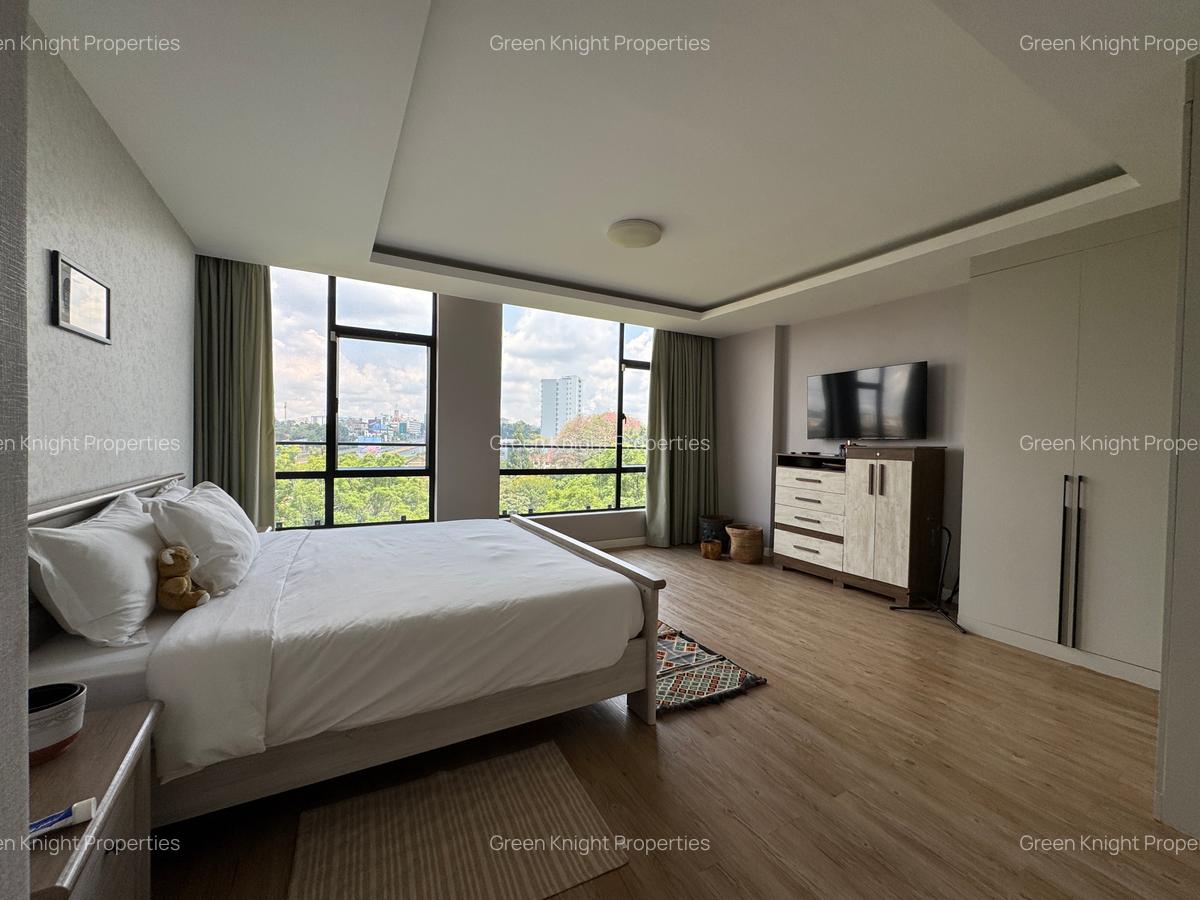 Serviced 2 Bed Apartment with En Suite in Westlands Area - 10