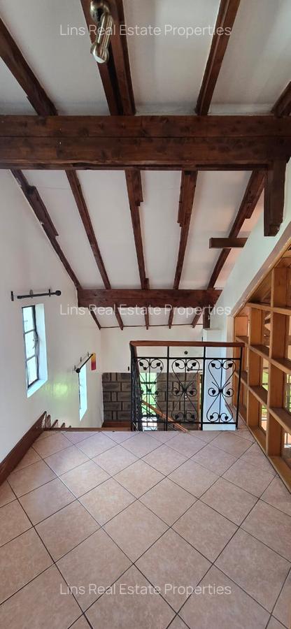 3 Bed House with En Suite in Ridgeways - 17