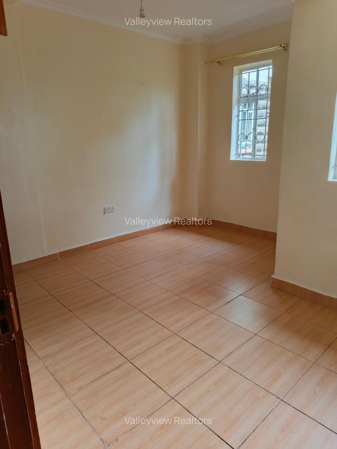 1 Bed Villa with En Suite at Lavington - 2