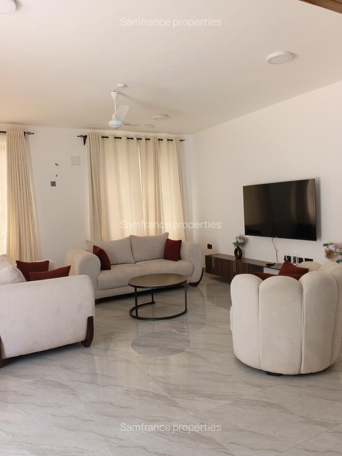 4 Bed Villa with En Suite at Beach Road - 7