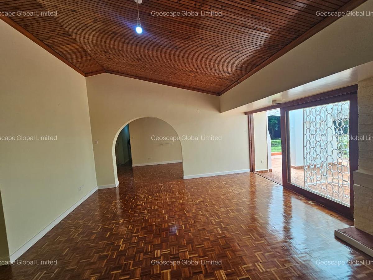 4 Bed House with En Suite in Gigiri - 3