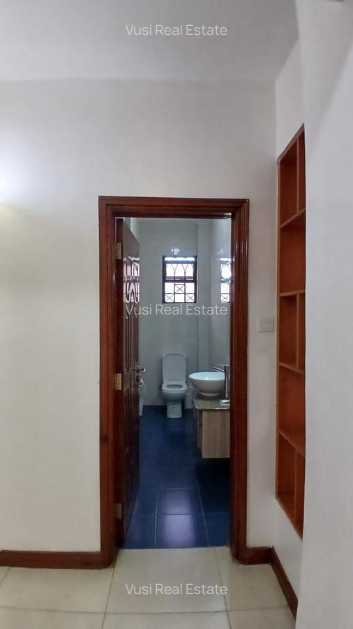 3 Bed Apartment with En Suite in Lavington - 8
